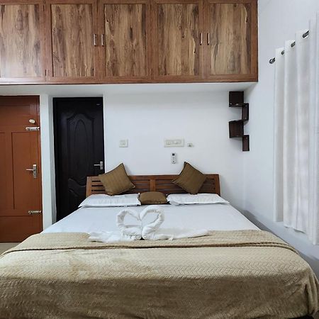 Ebs Guest House Nedumbassery Exterior photo