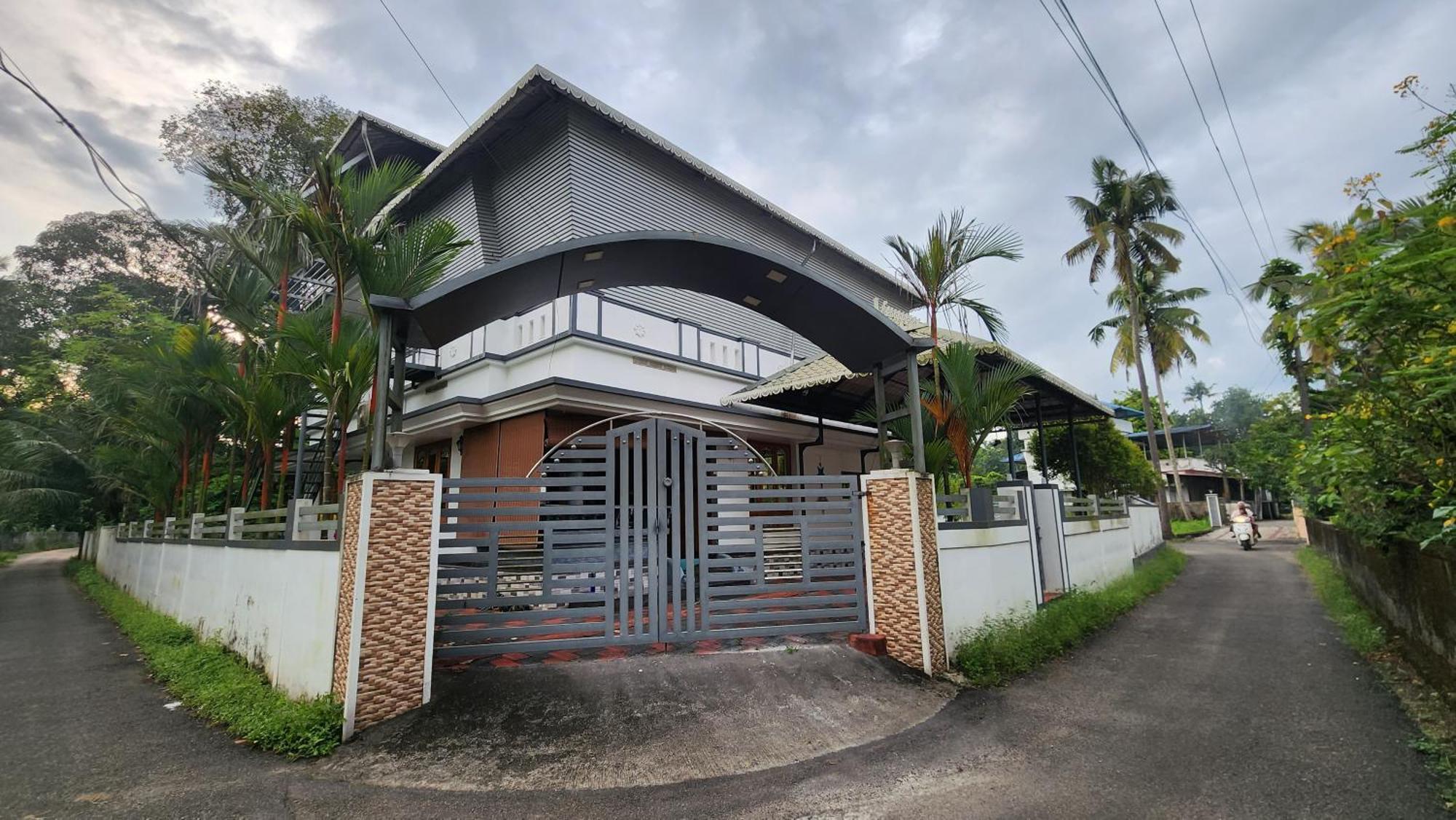 Ebs Guest House Nedumbassery Exterior photo